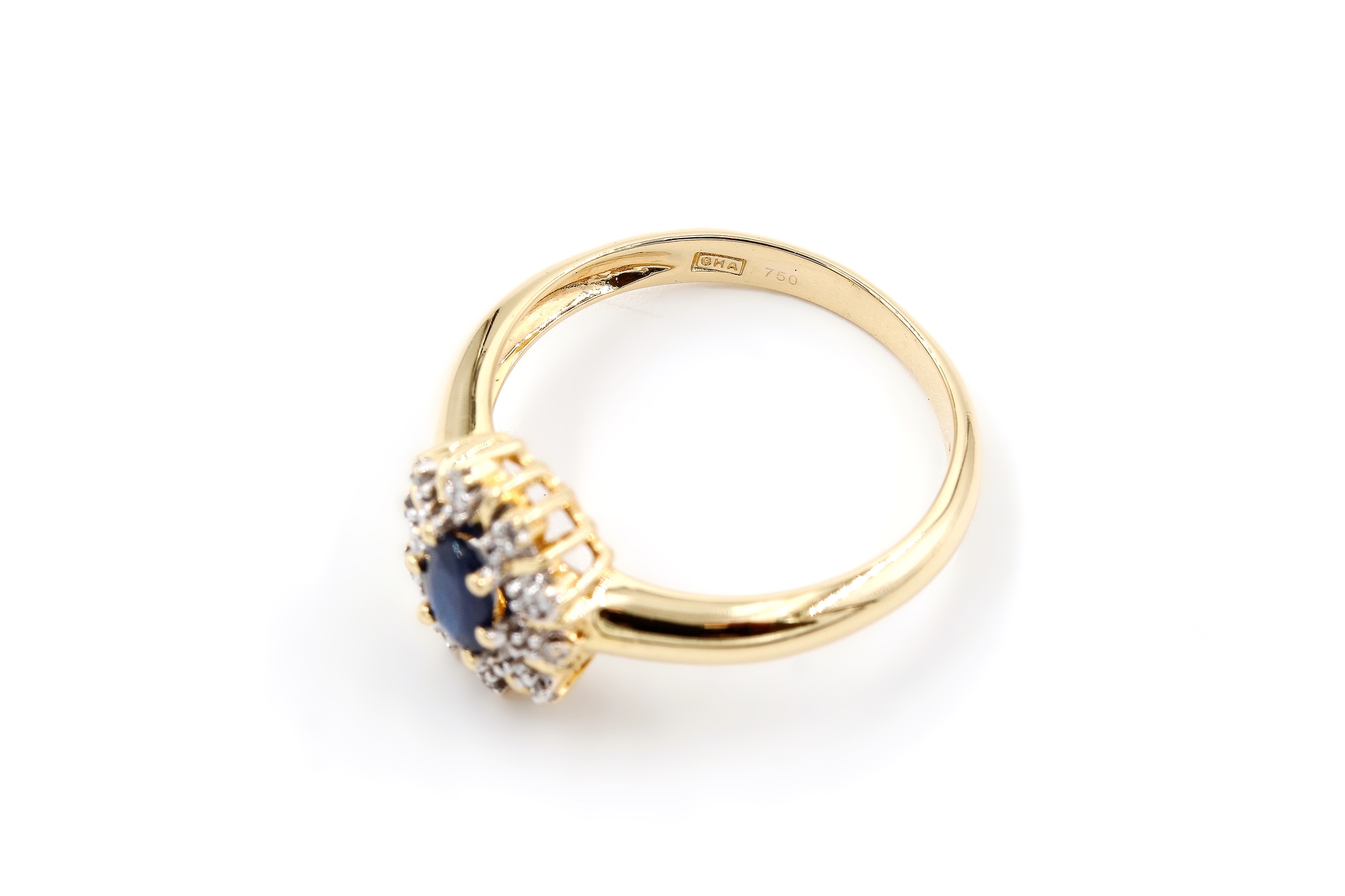 Diamantring i 18k guld.Vikt 4.18 g