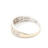 Diamntring i 18k guld. vikt: 3,5g
