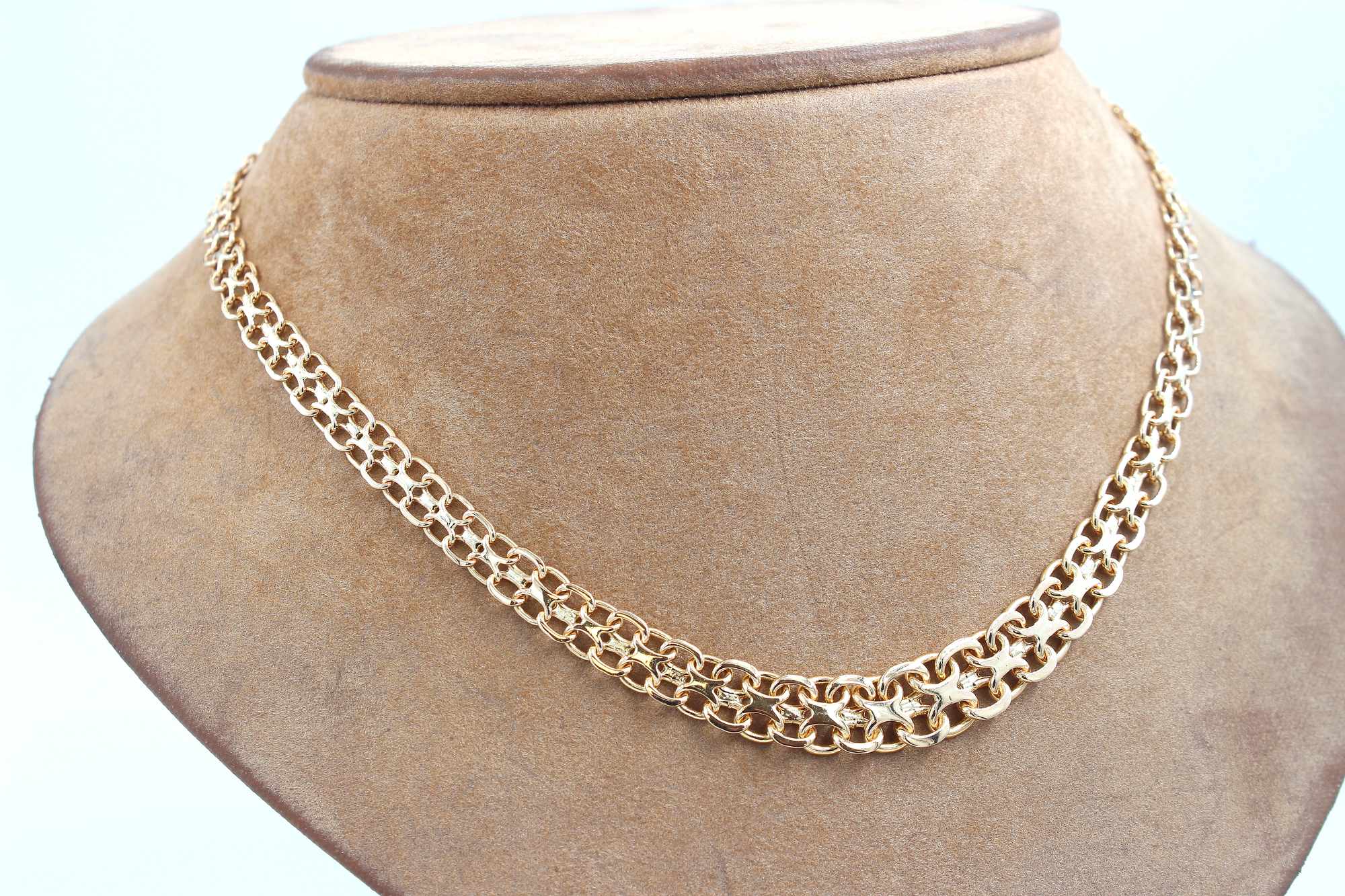 X-länk halsband i 18k guld.Vikt 18,9 g