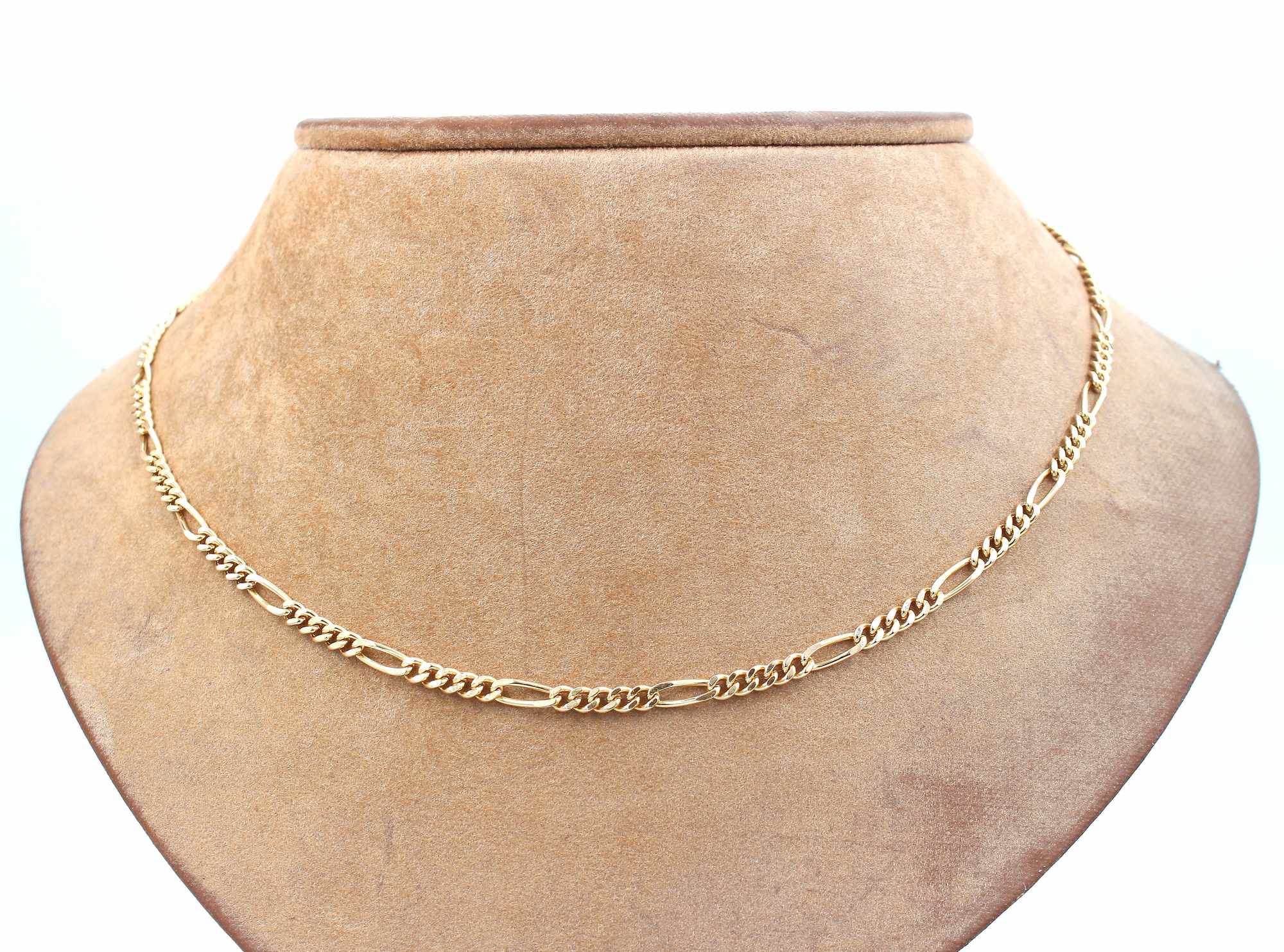 Figaro halsband i 18k guld .Vikt 12,3 g
