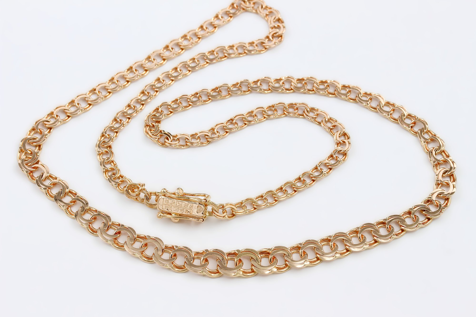Halsband bismarck i 18k guld.Vikt 12.30g
