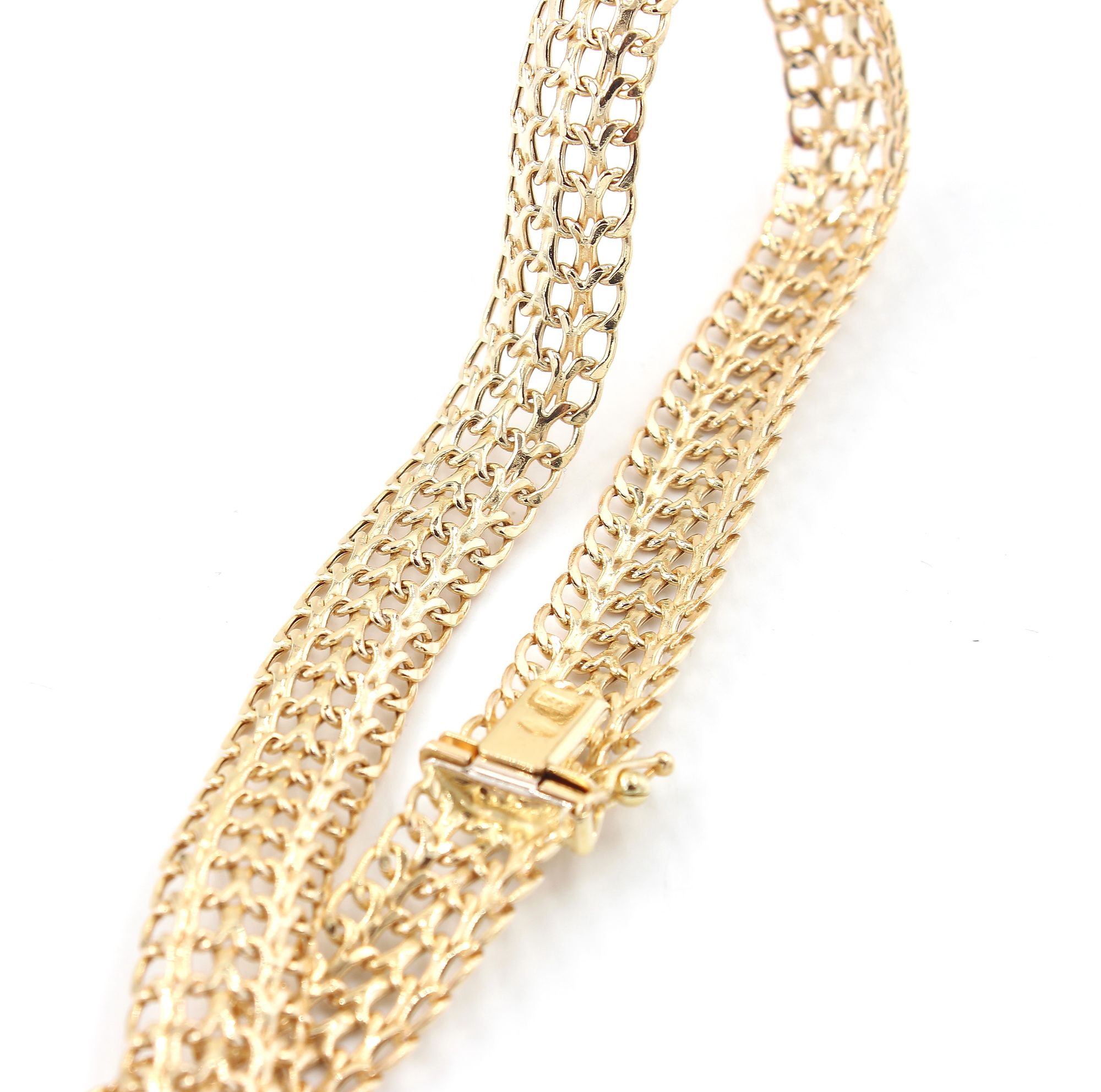 Fiskben halsband i 18k guld. vikt: 16,1g