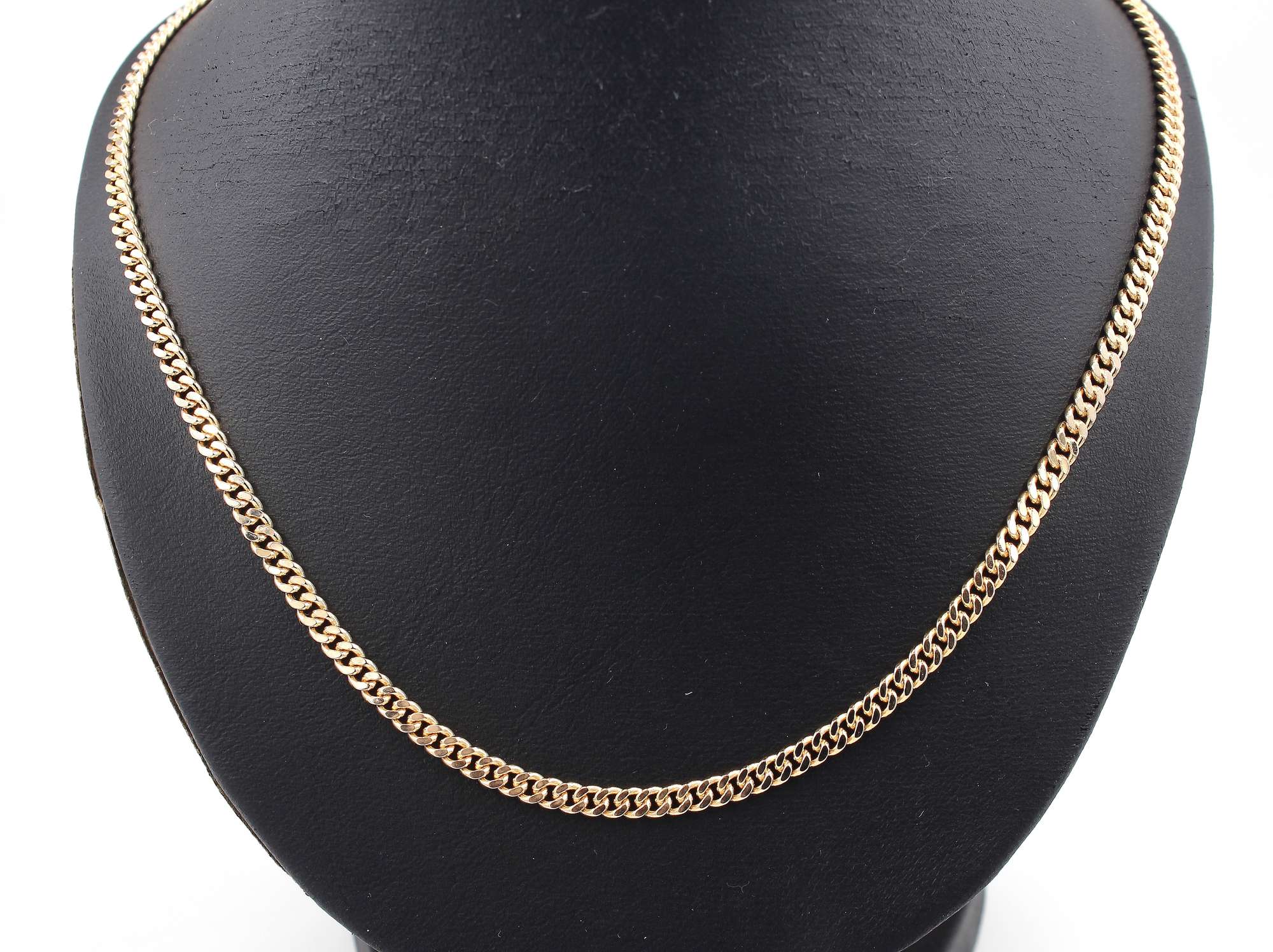 Pansar halsband i 18k guld , massiv.Vikt 27,3 g