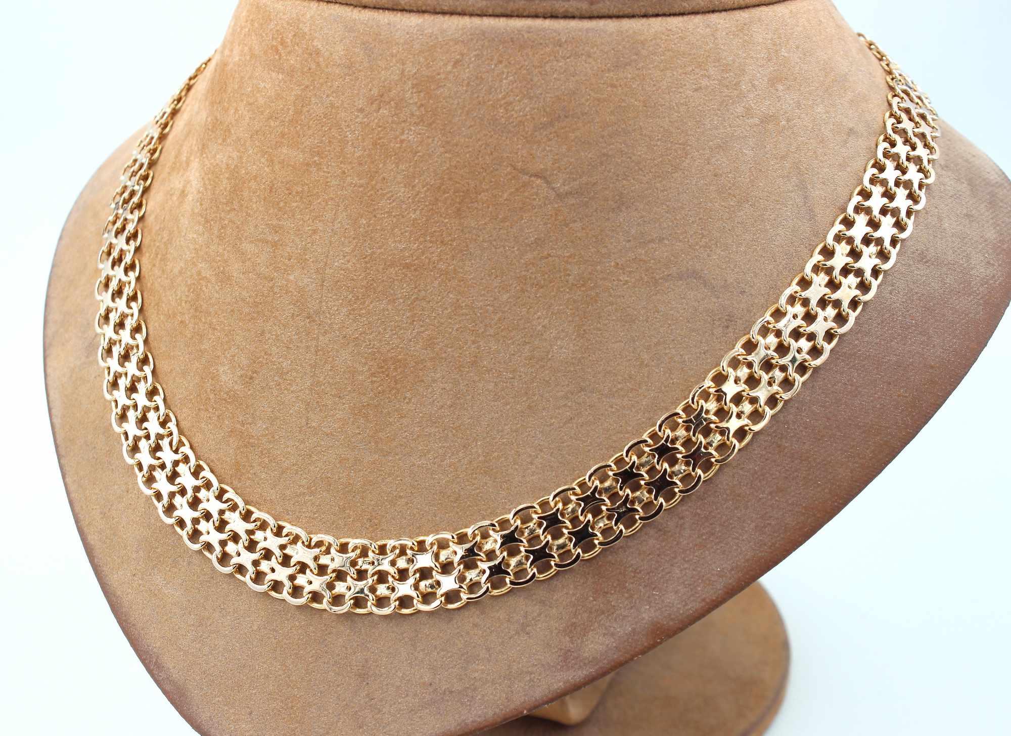 X-länk halsband i 18k guld. vikt:38,25