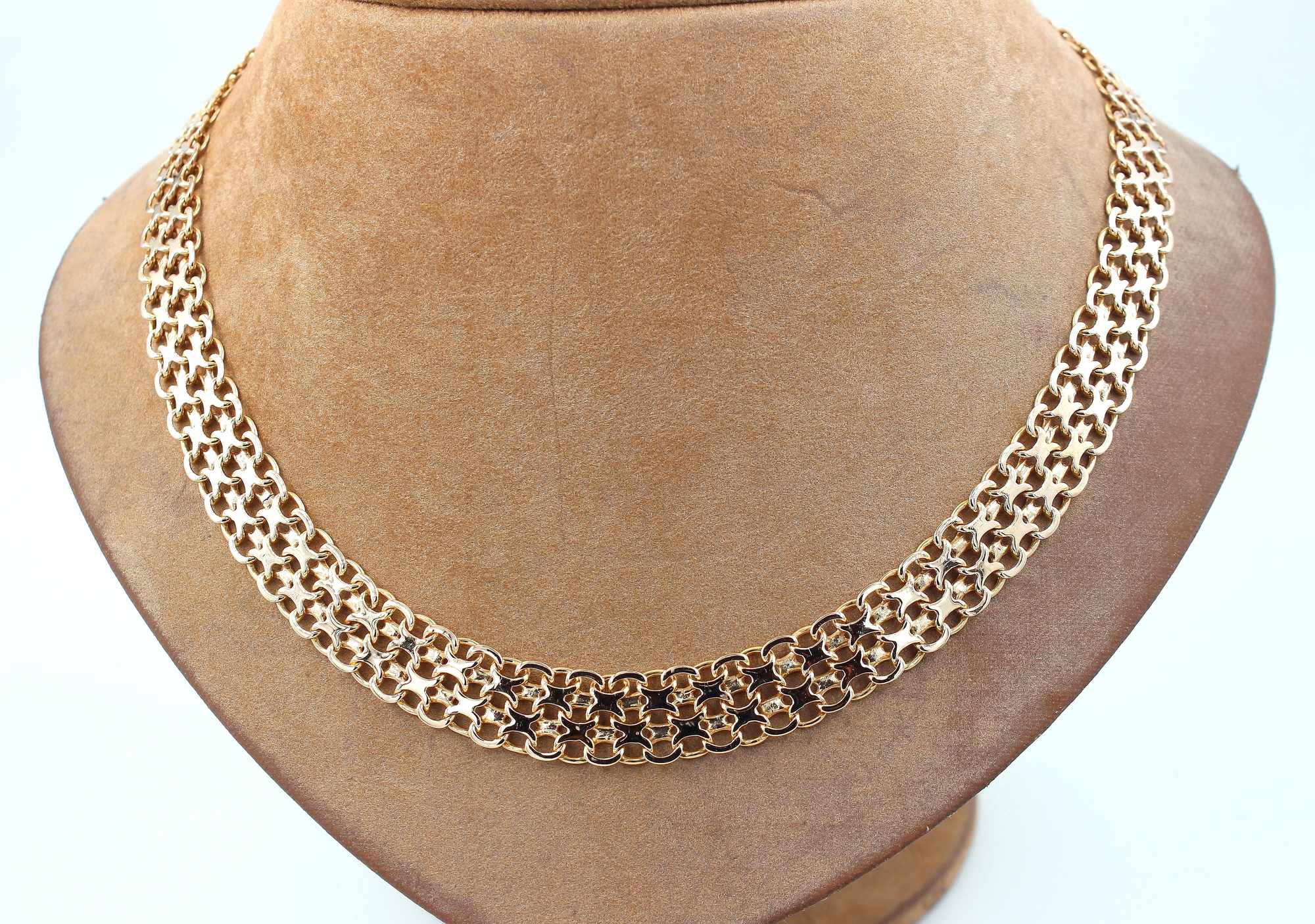 X-länk halsband i 18k guld. vikt:38,25