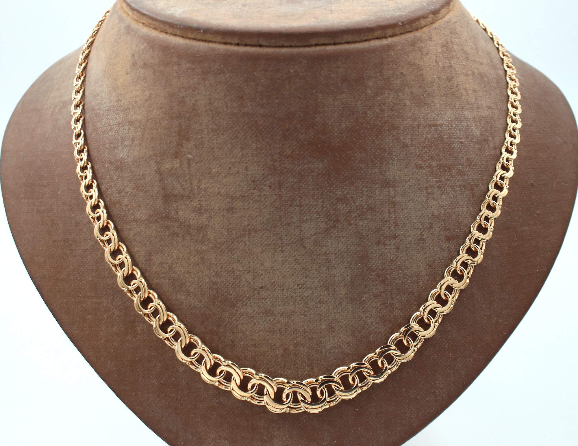 Bismarck halsband i 28k guld. vikt: 20,45g