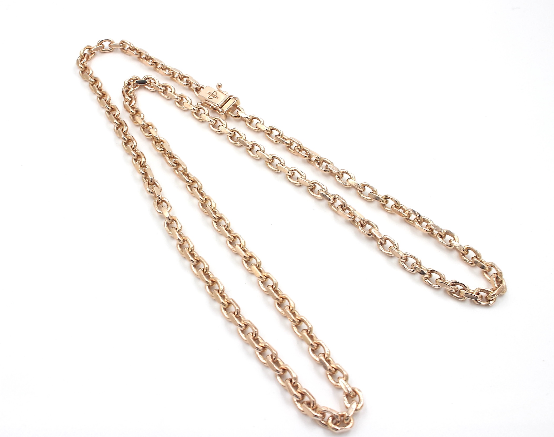 Ankar halsband i 18k guld. massiv.