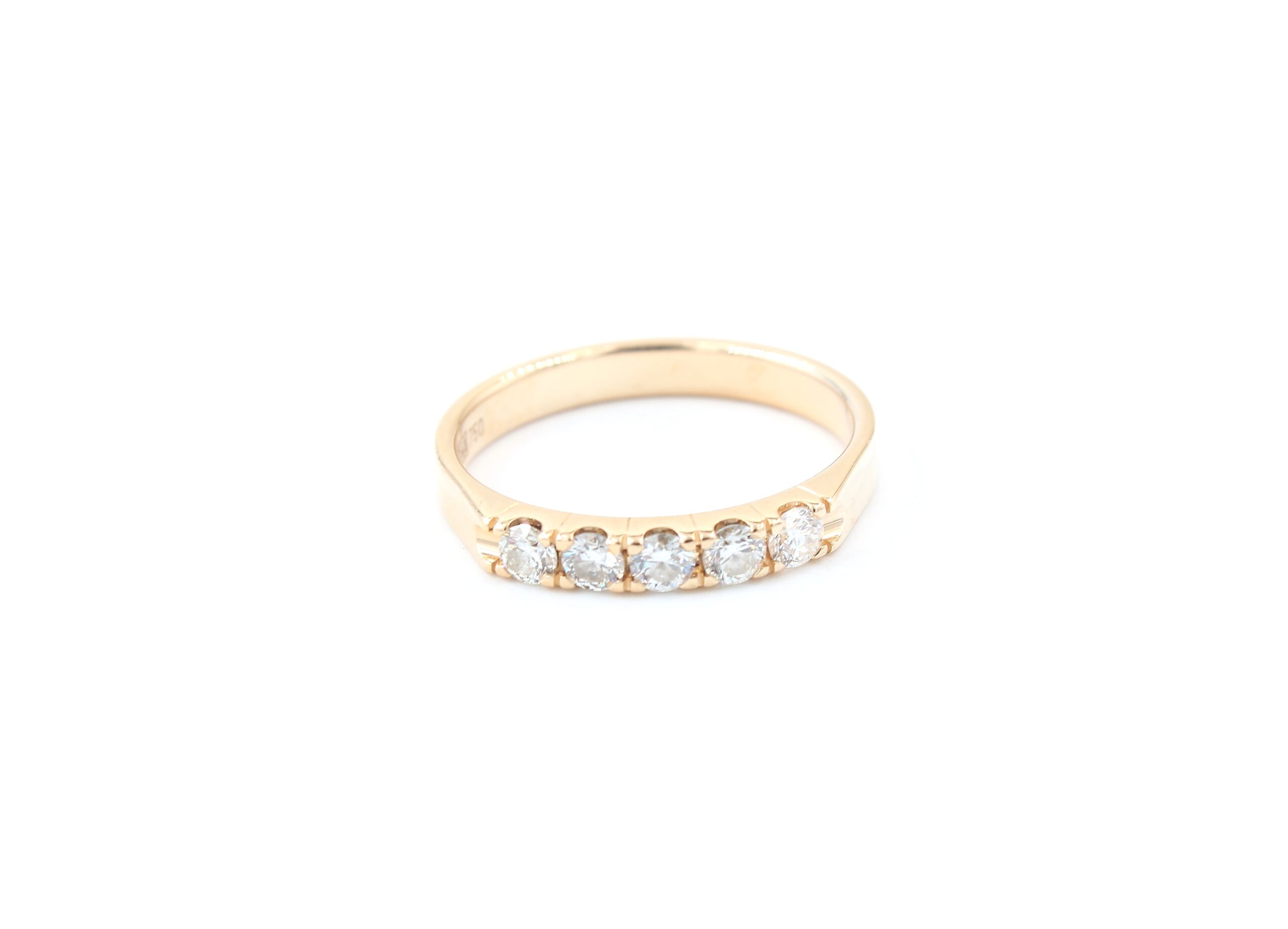 Diamantring i 18k guld. 0,40 ct. vikt:3,25g