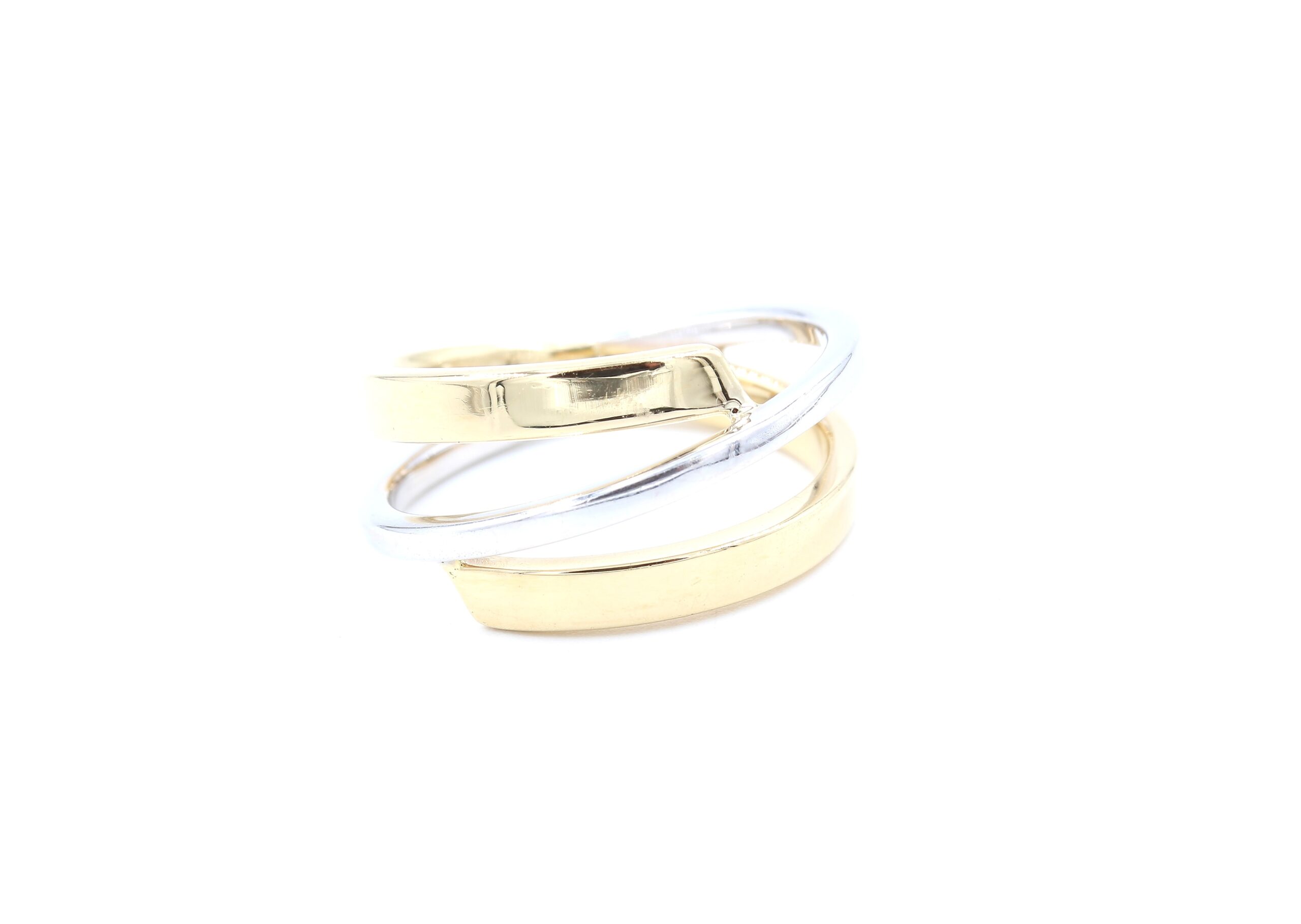 Ring i 18k guld och vitguld. vikt: 2,3g