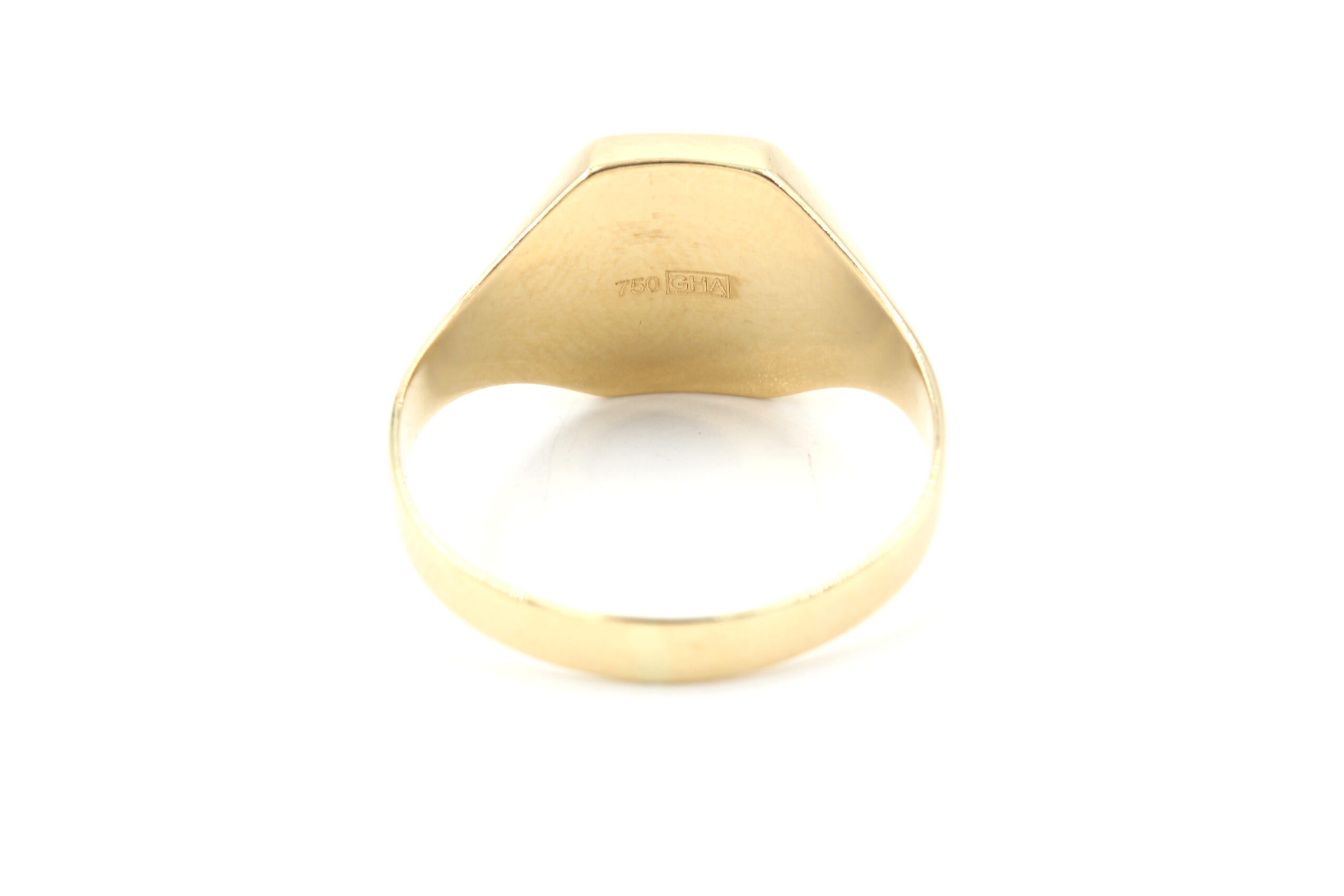Klackring i 18k guld. ihålig. vikt: 3,25g